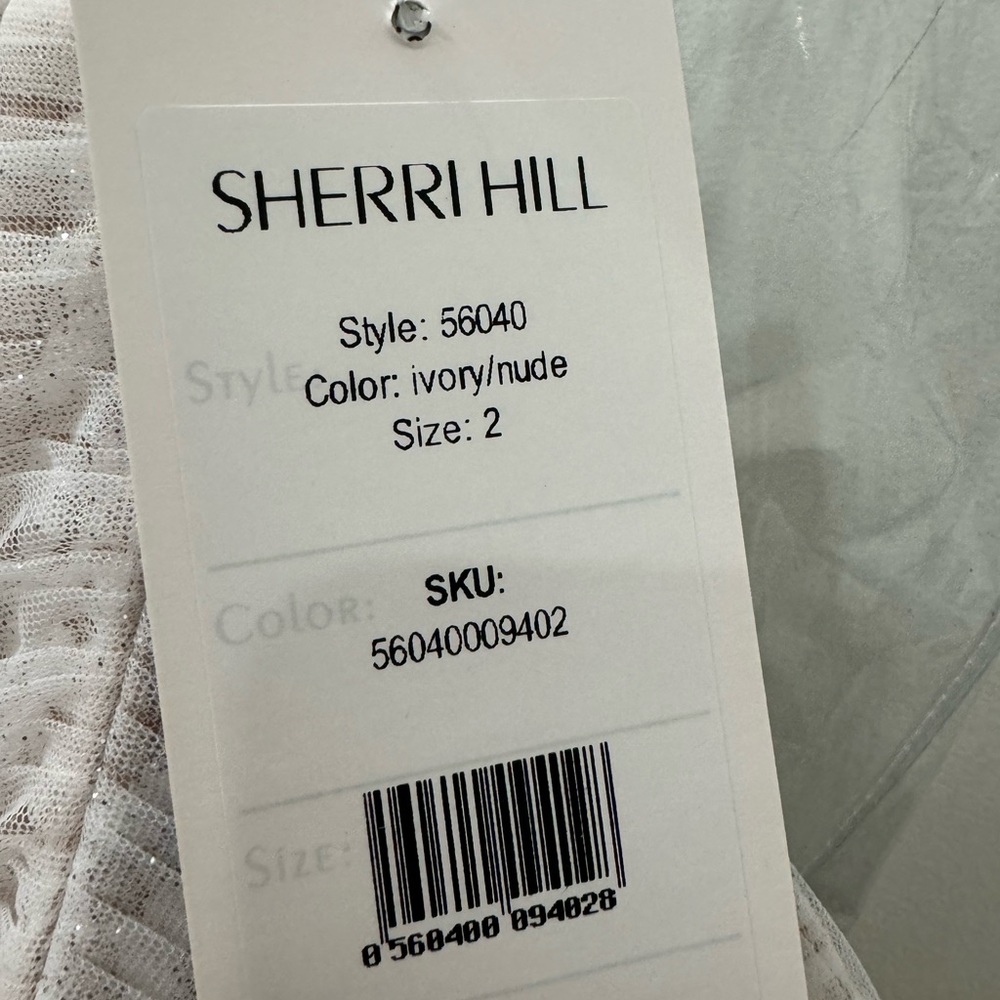SELLING THIS BRAND NEW WHITE SHEERI HILL PROM DRESS!! Never been worn. - Picture 6 of 7